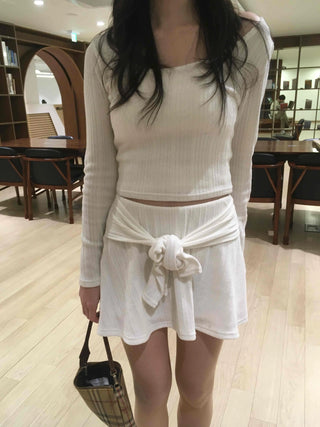 Drape Wrap Detail Horizontal Ribbed Crop Knit Elastic Banded Flare Shorts Two-Piece Set