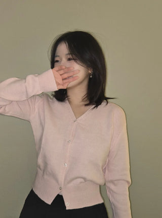 Sweat Pearl Button V-Neck Volume Sleeve Knit Cardigan