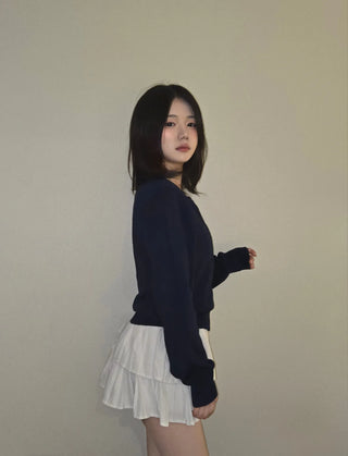 Round Pendant Avant Knit Cardigan