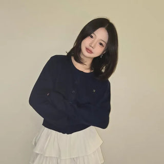 Round Pendant Avant Knit Cardigan
