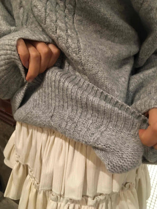 Romantic Collar Collab Off-Shoulder Cable Knit