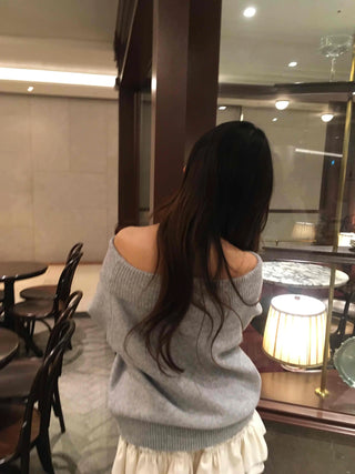 Romantic Collar Collab Off-Shoulder Cable Knit