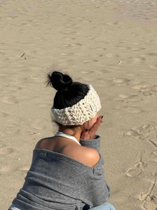 Off-shoulder Layered Thumbhole Crop Long Sleeve Tee