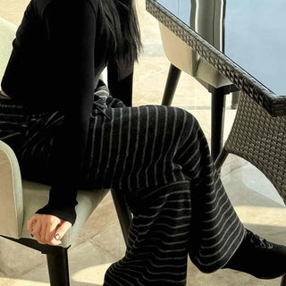 Bold Stripe Knit Pants
