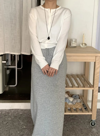 Minimal Collarless Slim Fit Cropped Cardigan