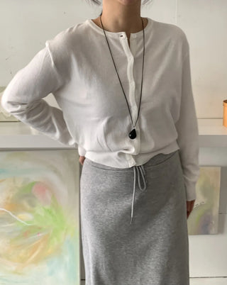 Minimal Collarless Slim Fit Cropped Cardigan