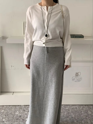 Minimal Collarless Slim Fit Cropped Cardigan