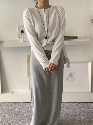 Minimal Collarless Slim Fit Cropped Cardigan