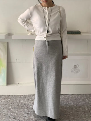 Minimal Collarless Slim Fit Cropped Cardigan