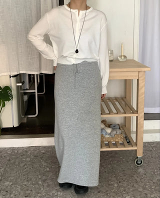 Minimal Collarless Slim Fit Cropped Cardigan