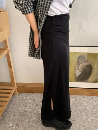 Minimal Cozy Hidden Elastic Waist Straight Long Skirt