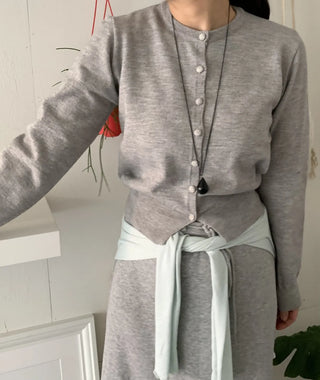 Daily Round Neck Slim Fit Knit Cardigan