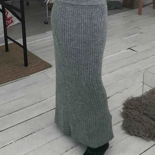 Cozy and Chic Slim Column Rib Knit Long Skirt