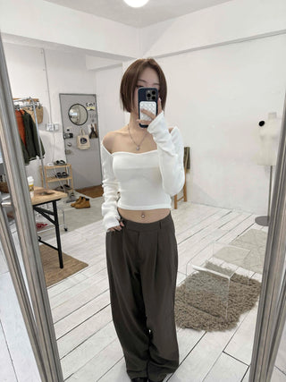 Straight Neckline Asymmetrical Shirred Sleeve Crop Knit