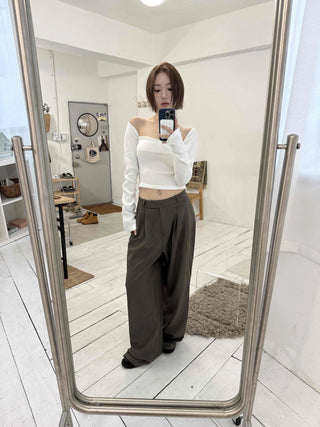 Straight Neckline Asymmetrical Shirred Sleeve Crop Knit