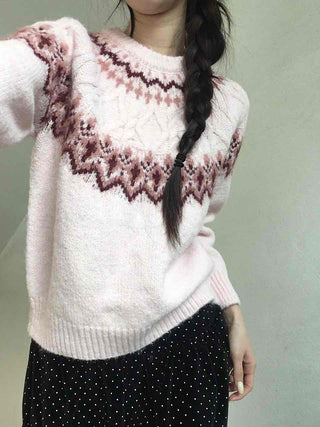 Heart Motif Jacquard Oversized Round Knit