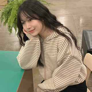 Soft Mood Half-Neck Border Loose Fit Zip-Up