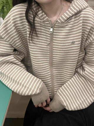Soft Mood Half-Neck Border Loose Fit Zip-Up