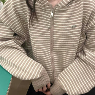 Soft Mood Half-Neck Border Loose Fit Zip-Up