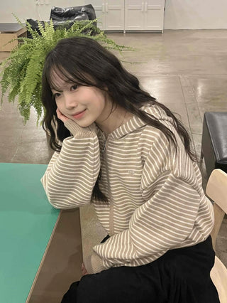 Soft Mood Half-Neck Border Loose Fit Zip-Up