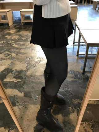 Classic Minimal Wrap Point Knit Skirt