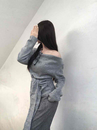 Off-shoulder Lace-up Shirred Loose Fit Long Sleeve T-shirt