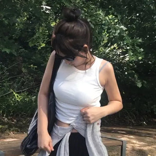 Amo High-Neck Simple Sleeveless