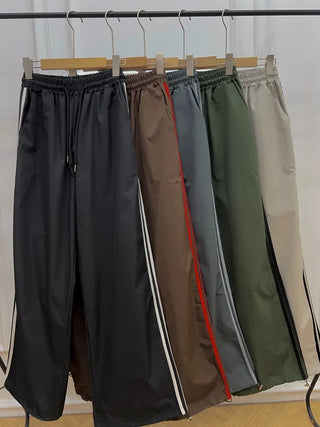 Madou Crinkly Three-Stripe Training Pants