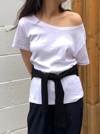 Simple Trendy Boat Neck Off-Shoulder T-Shirt