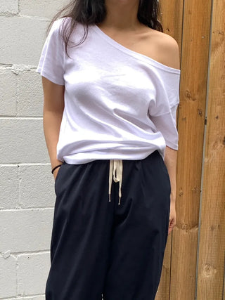 Simple Trendy Boat Neck Off-Shoulder T-Shirt