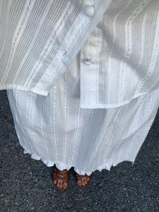 Frilled Avant-fit Straight Midi Skirt