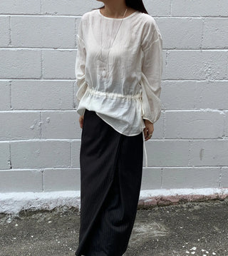 Sweet Mood Round Neck Balloon String Blouse