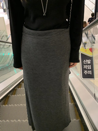 Romantic H-line Knit Long Skirt