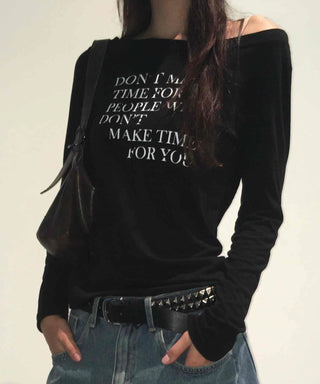 English Lettering Off-Shoulder U-Neck Long-Sleeve T-Shirt