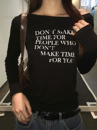 English Lettering Off-Shoulder U-Neck Long-Sleeve T-Shirt