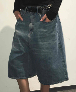 Soft Feminine Bermuda Denim Pants