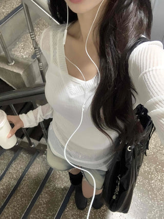 Comfort See-through Ribbed V-Neck Long Sleeve Tee