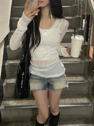 Comfort See-through Ribbed V-Neck Long Sleeve Tee