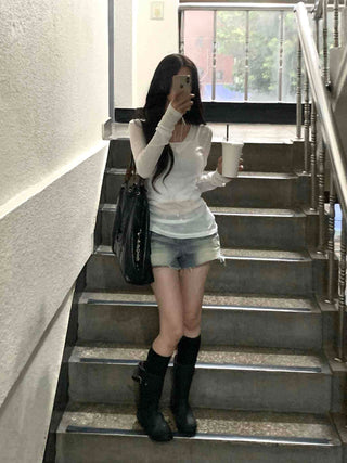 Comfort See-through Ribbed V-Neck Long Sleeve Tee