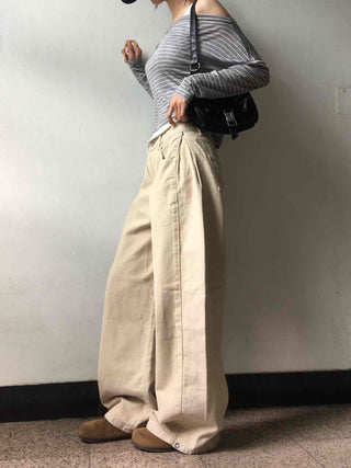 Wide Long Pants with Tabe Cutout at the Hem