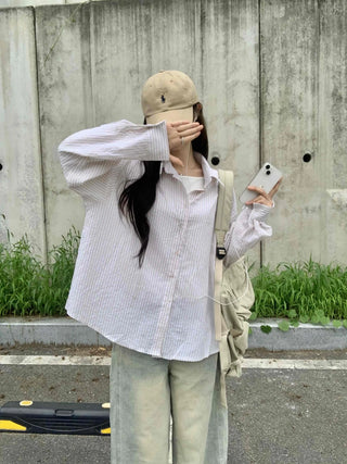 Minimal Loose Fit Striped Shirt