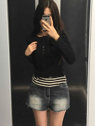 Simple Stripe Button Long Sleeve T-shirt