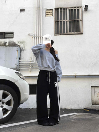 Retro Cubic Bead Off-Shoulder Sweatshirt