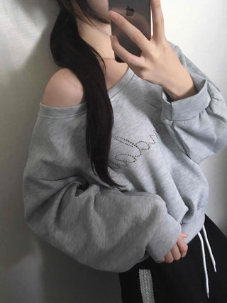 Retro Cubic Bead Off-Shoulder Sweatshirt