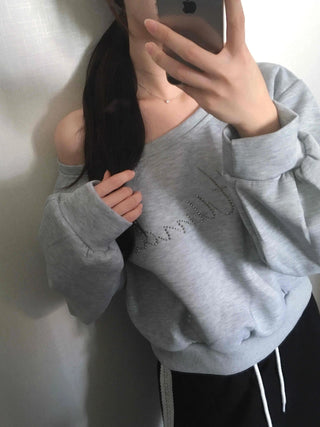 Retro Cubic Bead Off-Shoulder Sweatshirt