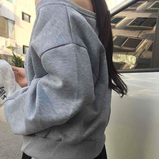 Retro Cubic Bead Off-Shoulder Sweatshirt