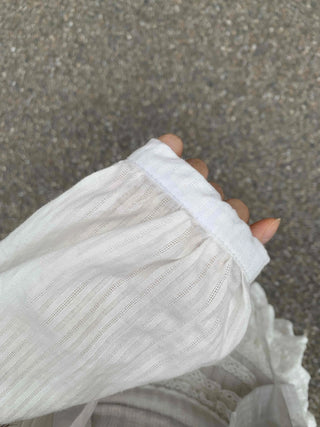 White soft loose-fit frill hooded blouse