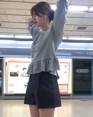 Simple Layered Frill Long Sleeve T-shirt