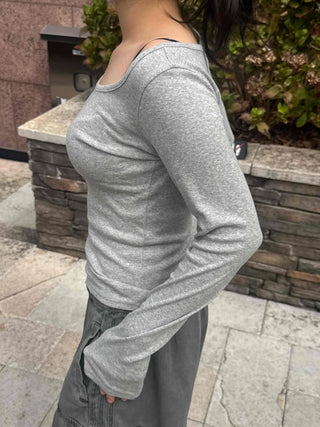 Daily Basic U-Neck Long-Sleeve T-Shirt
