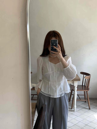 Elegant Heartneck Puff Blouse & Tie